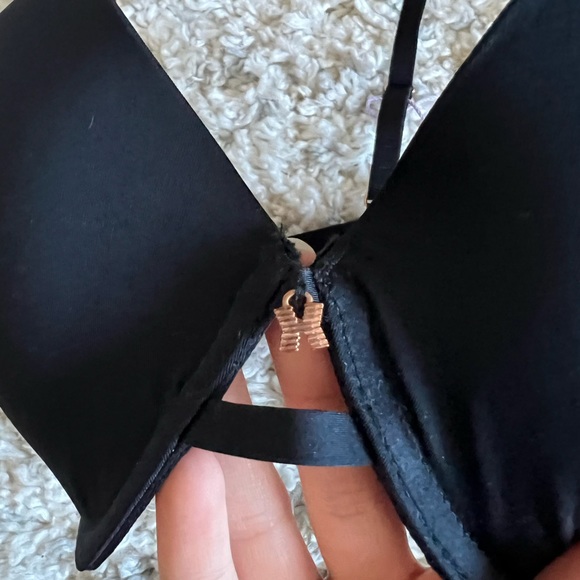 NWT Savage X Fenty Core Microfiber TShirt Bra - Picture 3 of 9